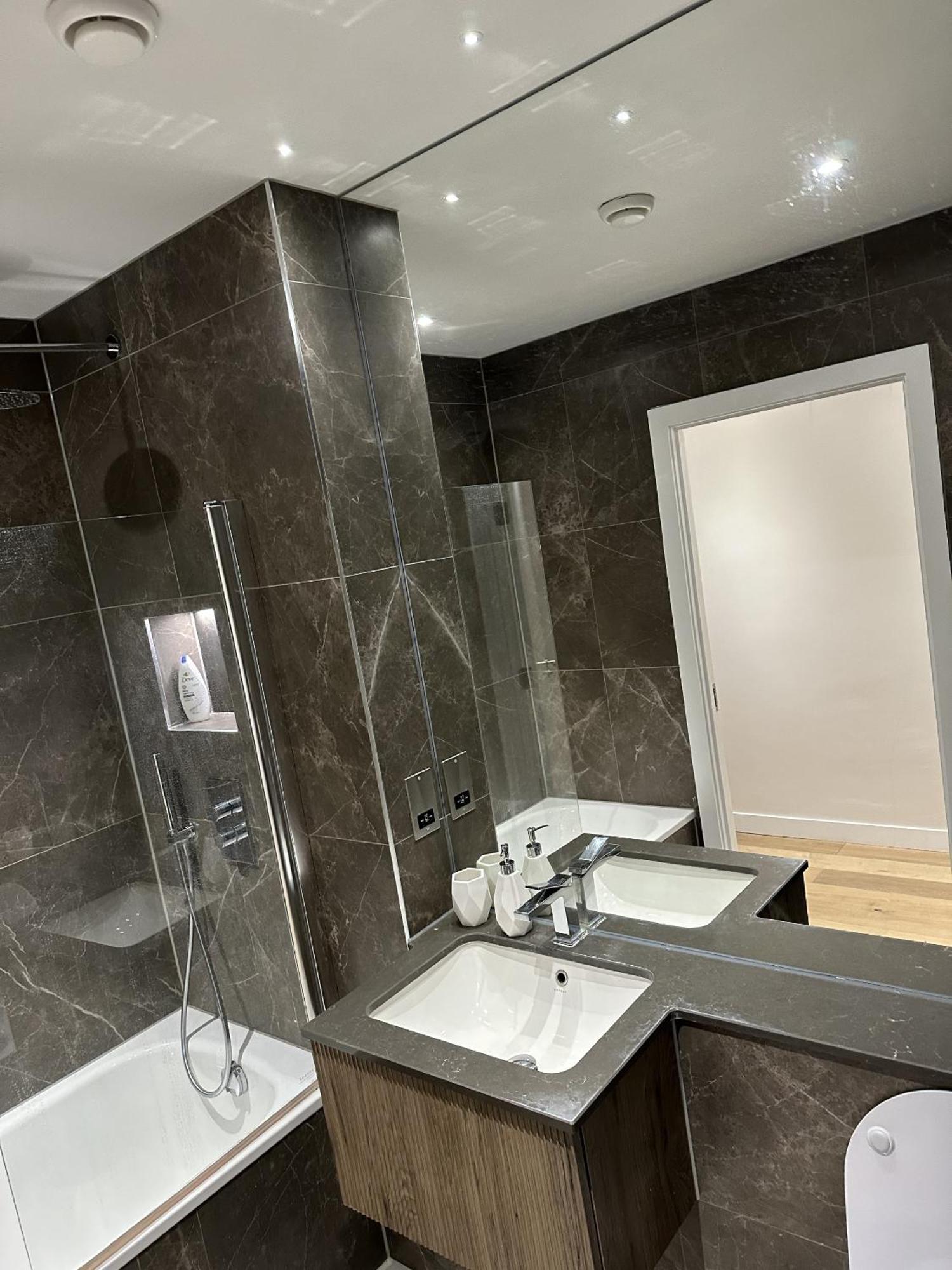 Richardson Deluxe Apartments Лондон Экстерьер фото