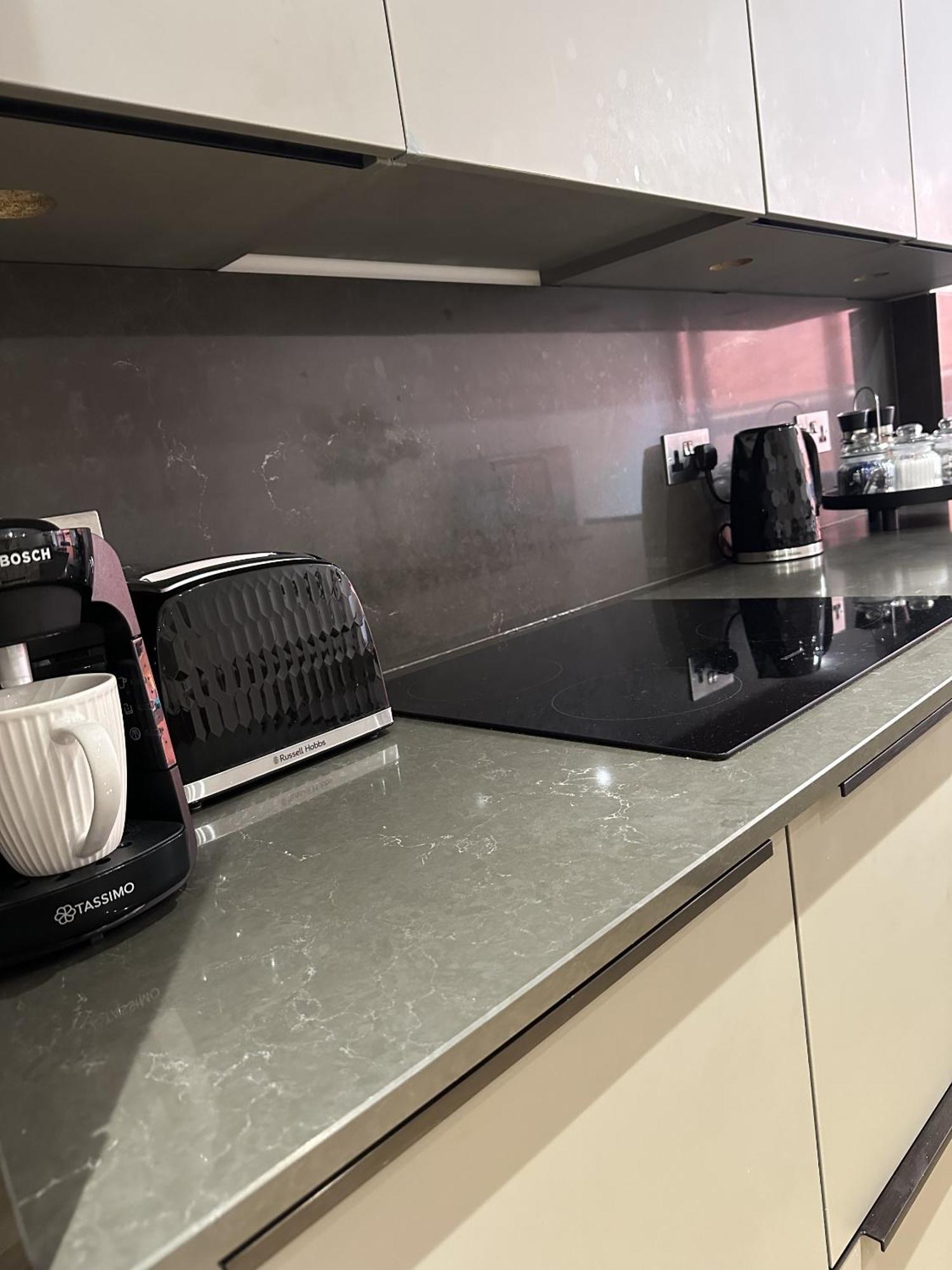 Richardson Deluxe Apartments Лондон Экстерьер фото